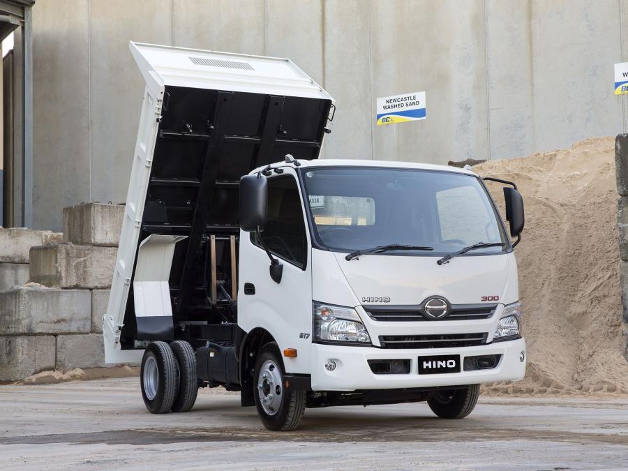 Hino 300-617 '2011